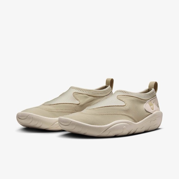 Nike Aqua Turf Shoes Desert Khaki/Light Orewood Brown FZ5628-100 Women's Size 9 - Picture 1 of 8